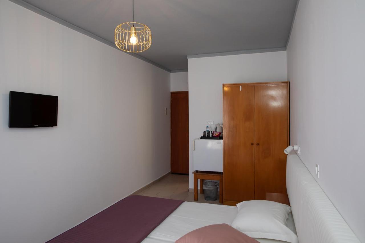 מסטיכרי Sea Breeze Hotel מראה חיצוני תמונה