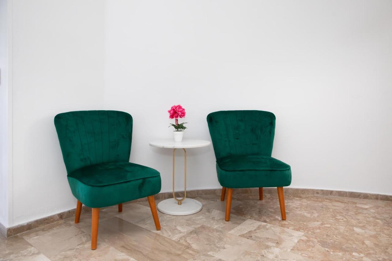 מסטיכרי Sea Breeze Hotel מראה חיצוני תמונה