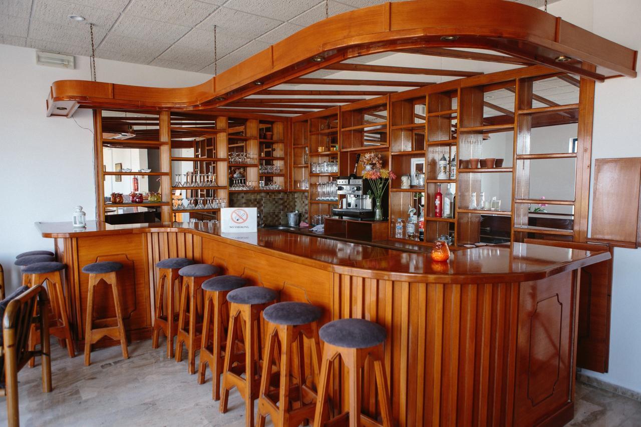 מסטיכרי Sea Breeze Hotel מראה חיצוני תמונה