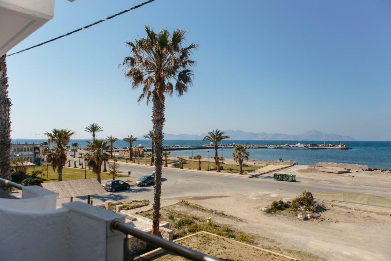מסטיכרי Sea Breeze Hotel מראה חיצוני תמונה